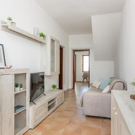 Costa Ovest 2 Apartment